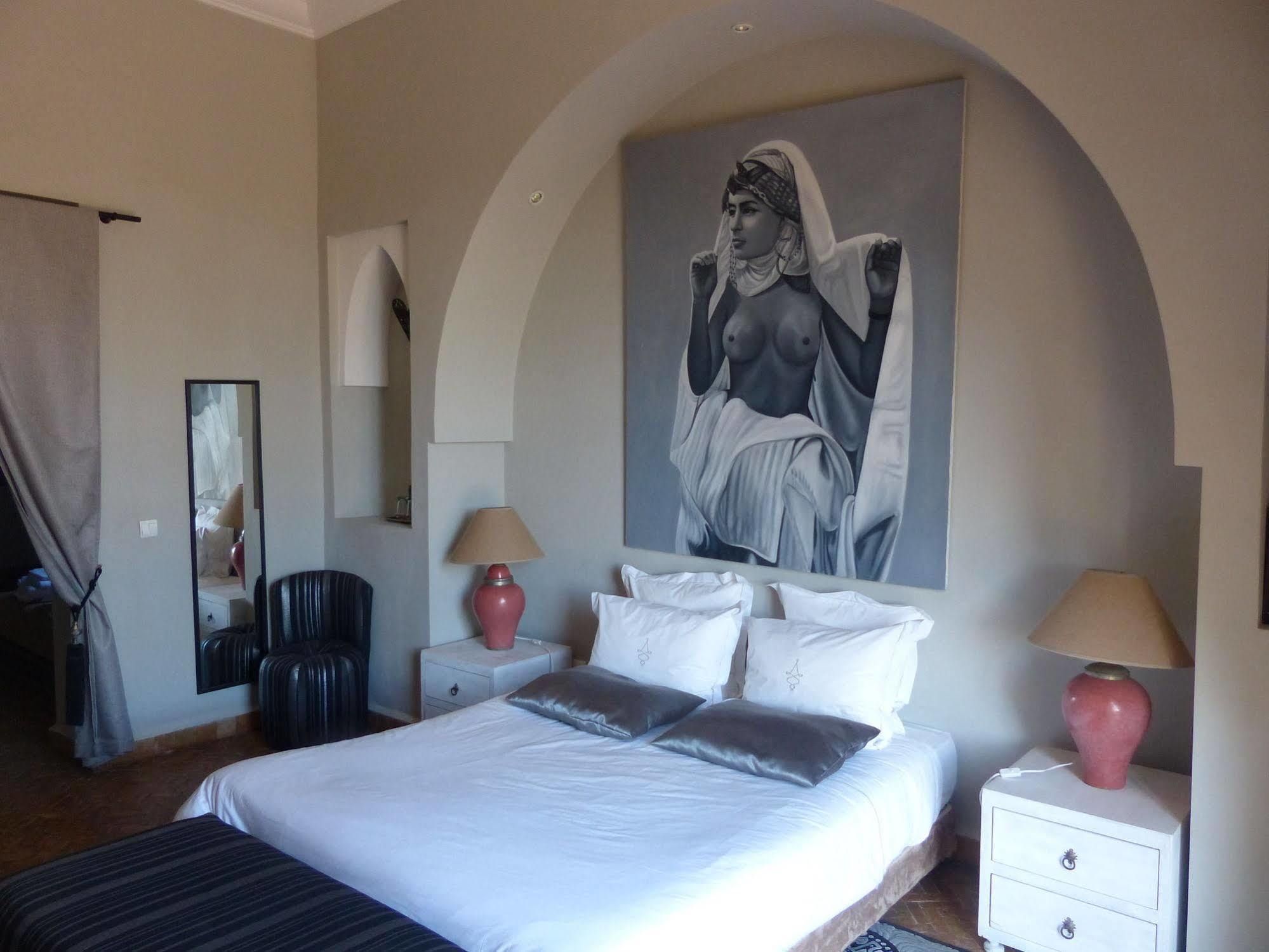 Le Cazar Hotell El Ain Eksteriør bilde