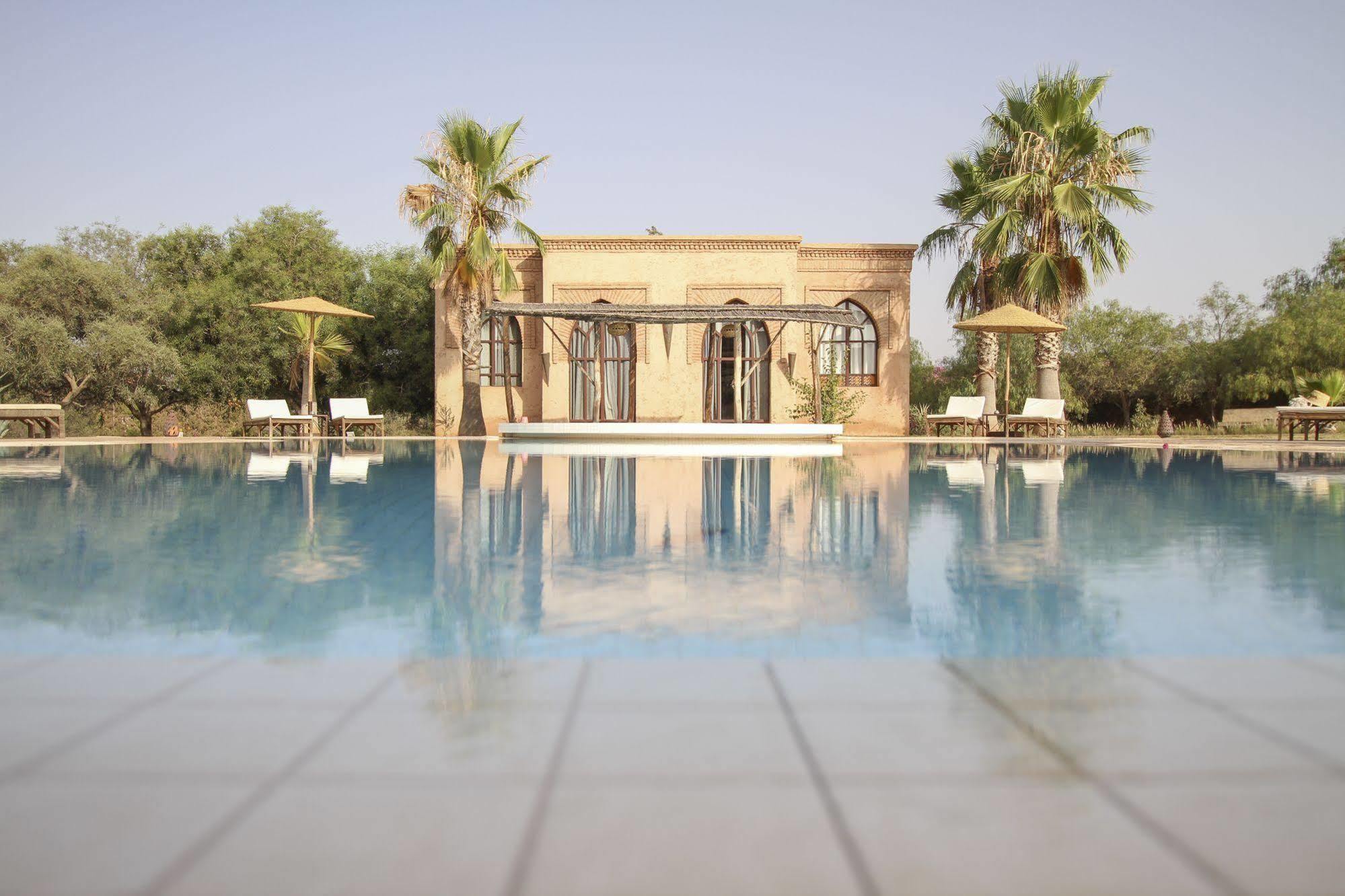 Le Cazar Hotell El Ain Eksteriør bilde