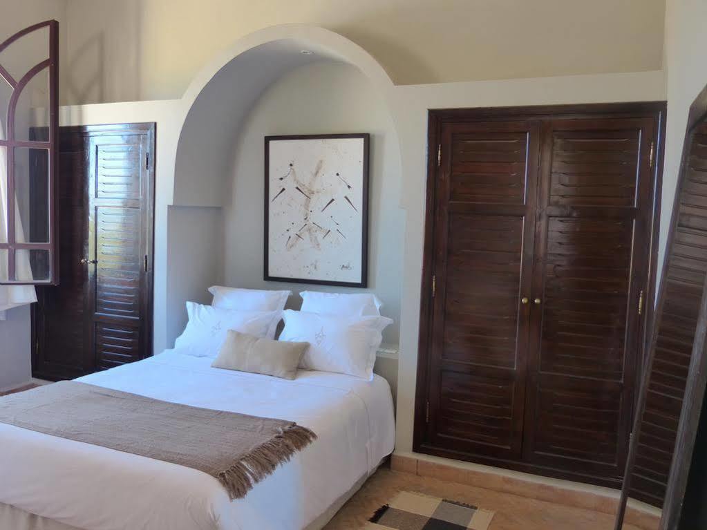 Le Cazar Hotell El Ain Eksteriør bilde